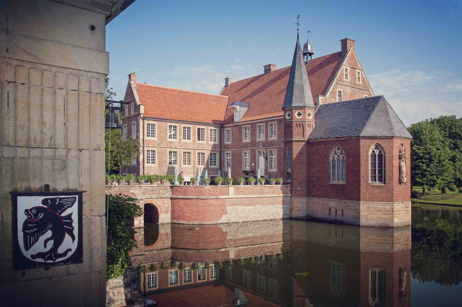 burg-hulshoff-wappen_foto-droste-stiftung_harald-humberg