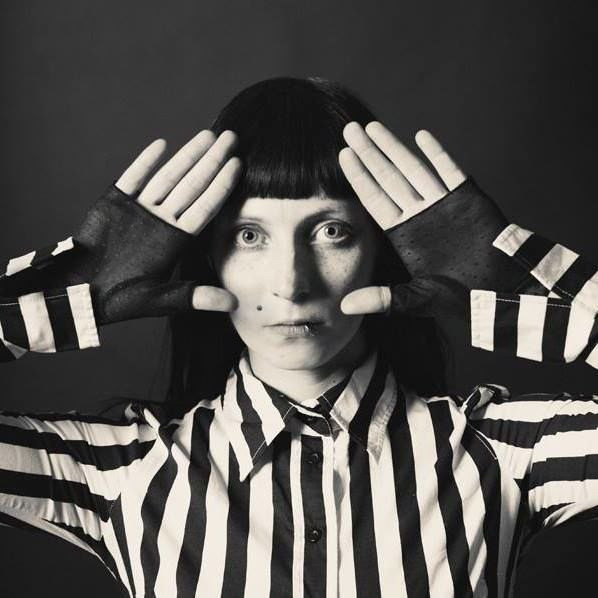 desiree-copyright-andrea-kiesendahl-598x598-q92